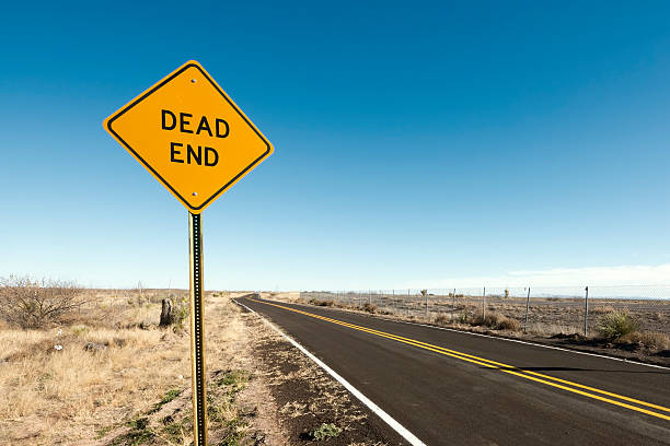 Dead End Dead end sign in the desert. dead end road stock pictures, royalty-free photos & images