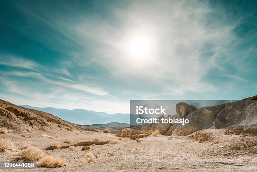 istock Death Valley 1296441088