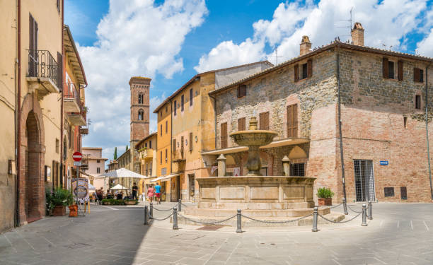 deruta, bellissimo villaggio in provincia di perugia, umbria, italia. luglio-09-2018 - perugia foto e immagini stock