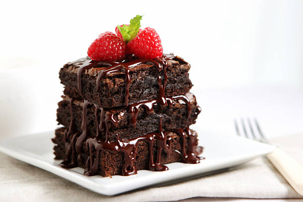 dessert - chocolate cake - brownie stockfoto's en -beelden