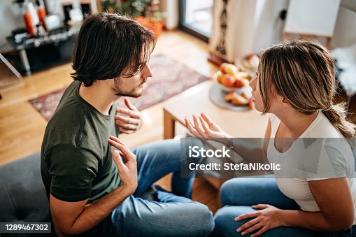 istock I didn't do that 1289467302