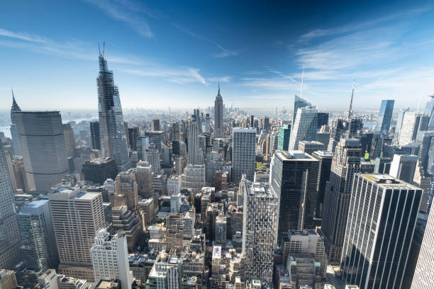 innenstadt-stadtbild in new york city usa - penthouse stock-fotos und bilder