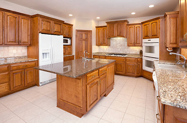 Granite Countertops With Oak Cabinets Stock Photos Pictures