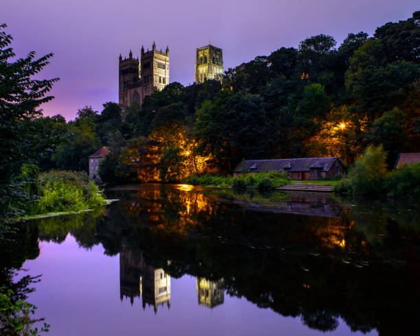 Durham Cathedral and the River Wear at Dusk, in Durham, UK Durham, UK - August 25th 2021: A view of the stunning Durham Cathedral at dusk, in the city of Durham, UK. Durham Cathedral stock pictures, royalty-free photos & images