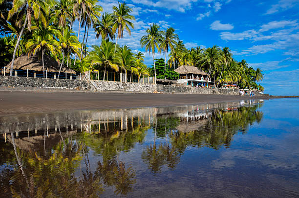 El Zonte Beach, El Salvador