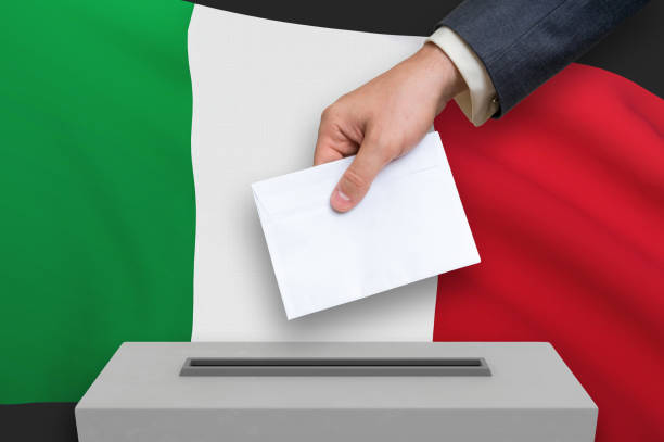 elezioni in italia - voto alle urne - elezioni italia foto e immagini stock