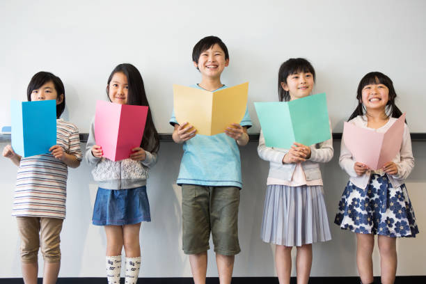 音楽の授業を受ける小学生 - 勉強　日本人 ストックフォトと画像