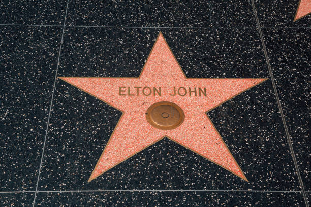 elton-john-start-on-the-pavement-on-walk-of-fame-