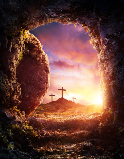 Empty Tomb - Crucifixion And Resurrection Of Jesus Christ Placo Of Burial With Rolled Stone tomb stock pictures, royalty-free photos & images