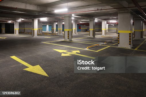 istock Empty underground parking lot 1293596302