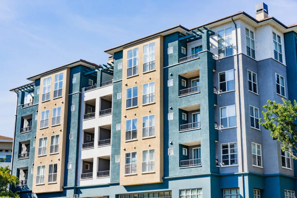 Exterior view of modern apartment building offering luxury rental units in Silicon Valley; Sunnyvale, San Francisco bay area, California stock photo