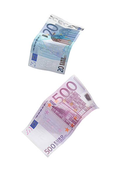 queda de dinheiro - notas euros voar imagens e fotografias de stock