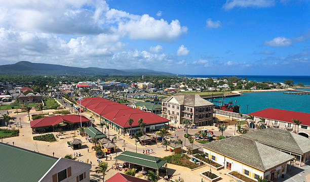 ホワイトホールジャマイカのショッピングエリア - ジャマイカのファルマス 写真 ストックフォトと画像