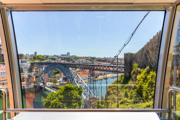 famous luis bridge seen from funicular car in porto, portugal - carro oporto imagens e fotografias de stock