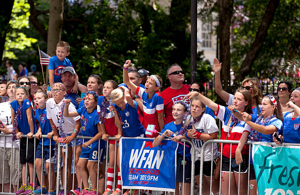 fans of the us women national soccer team - us women's national soccer team 個照片及圖片檔