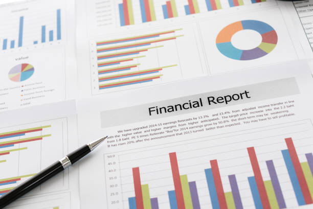financial report Financial graphs and charts report with pen on desk of business advisor. financial and accounting report concepts. financial report stock pictures, royalty-free photos & images