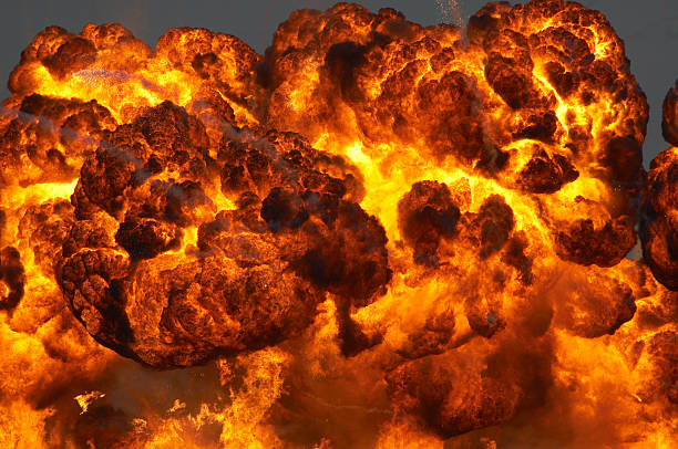 fireball - exploderen stockfoto's en -beelden