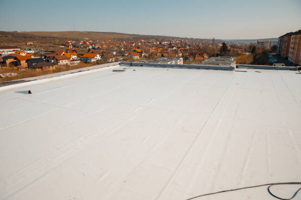 Flat roof with hot air welded pvc membrane waterproofing for ballasted system Flat roof with hot air welded pvc membrane waterproofing for ballasted system membrane stock pictures, royalty-free photos & images