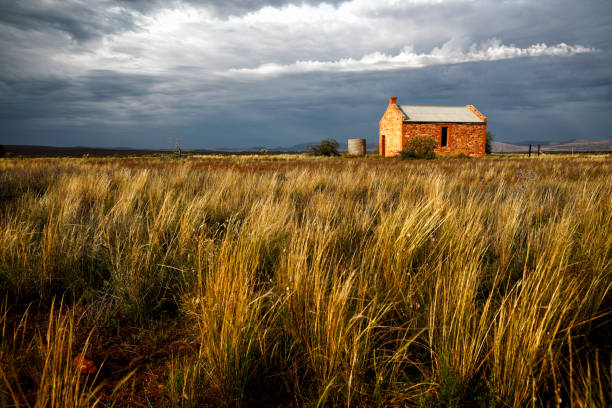 Flinders Ranges South Australia Abandoned Ruin Quorn Ruins of an Old School, Quorn Flinders Ranges South Australia south australia stock pictures, royalty-free photos & images