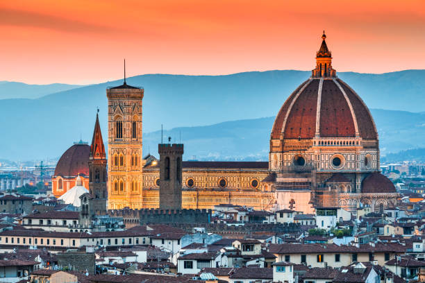 Florence, Tuscany, Italy Florence, Tuscany - Amazing sunset with Duomo Santa Maria del Fiori, Renaissance architecture in Firenze, Italy. duomo santa maria del fiore stock pictures, royalty-free photos & images