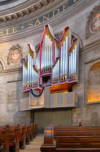 A grand pipe organ in Frederick's Church in Copenhagen is just shear beauty. I'd love to hear it being played.
