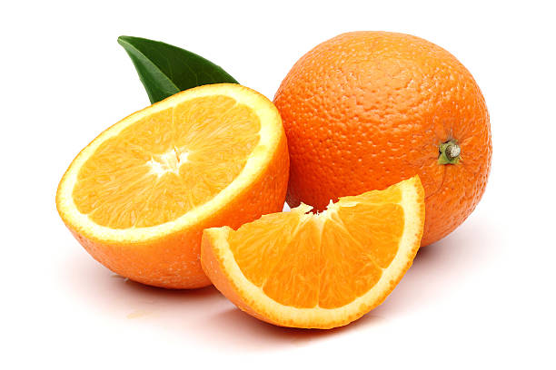 fresh orange and slices - oranje stockfoto's en -beelden