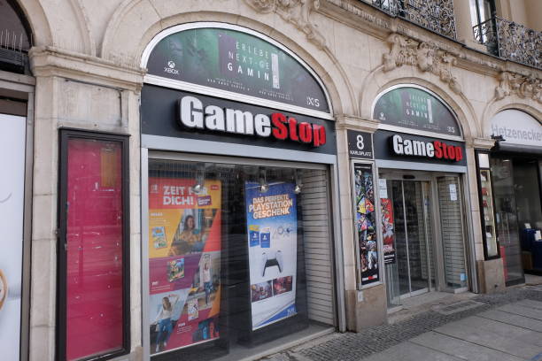 GameStop Store Munich Munich, Bavaria / Germany - January 29 2021: GameStop video games shop/store logo sign in Munich Germany. xbox photos stock pictures, royalty-free photos & images