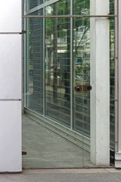 30 Glassdoor Stock Photos Pictures Royalty Free Images Istock