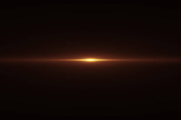 reflexo de lente brilhante de ouro cor morna pisca vazamento para transições no fundo preto - brilho - fotografias e filmes do acervo