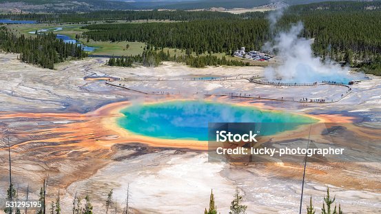 istock Grand Prismatic Spring, Yellowstone National park 531295195
