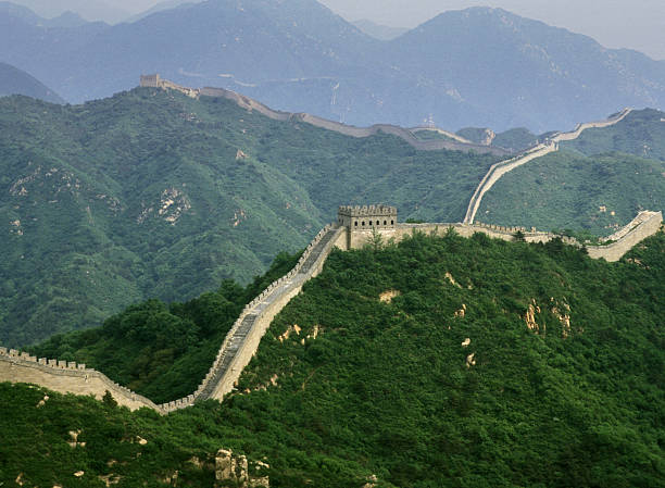 Great Wall of China Winding Over Mountain Tops Near Beijing  badaling great wall stock pictures, royalty-free photos & images