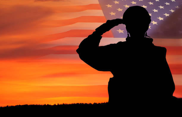 wenskaart voor veteranendag , memorial day, onafhankelijkheidsdag. de viering van de v.s. concept - patriottisme, bescherming, vergeet niet, eer - army stockfoto's en -beelden
