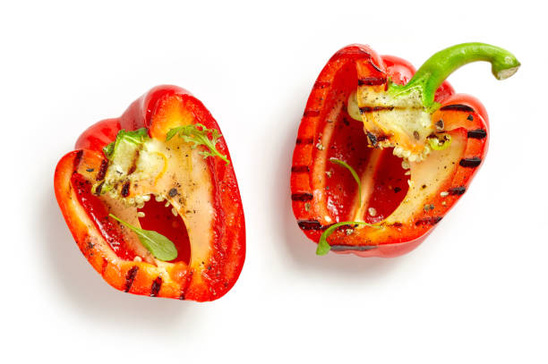 gegrilde paprika geïsoleerd op wit - gegrild stockfoto's en -beelden