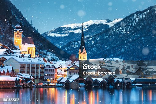 istock Hallstatt In Winter 1181522312