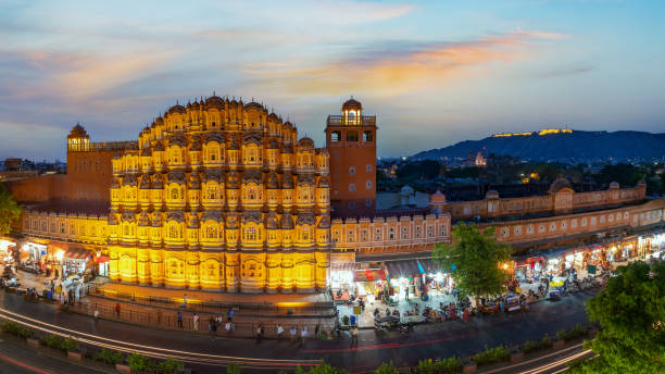 Hawa Mahal on evening, Jaipur, Rajasthan, India. Hawa Mahal on evening, Jaipur, Rajasthan, India. An UNESCO World heritage. Beautiful window architectural element. hawa mahal stock pictures, royalty-free photos & images