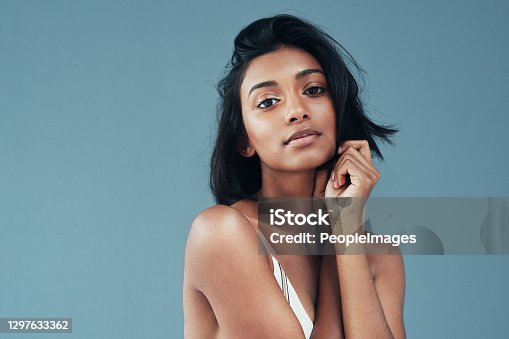 istock Her beauty makes it hard not to stare 1297633362