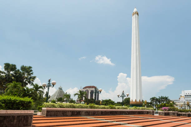 Hero Monument - National Monument in Surabaya, Heroes Day, East Java, Indonesia Hero Monument - National Monument in Surabaya, Heroes Day, East Java, Indonesia pahlawan indonesia stock pictures, royalty-free photos & images