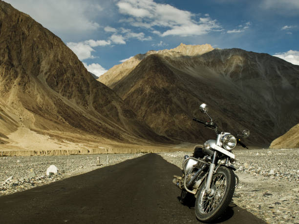 hit the road riding around Nubra valley ladakh region stock pictures, royalty-free photos & images