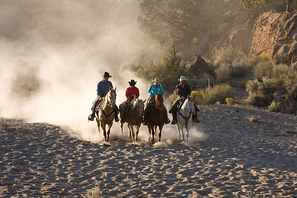 horse conversations - desert cowgirl bildbanksfoton och bilder