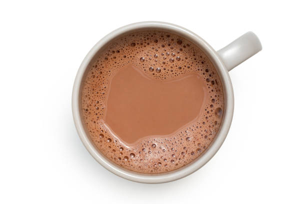 위에서 흰색으로 분리 된 회색 세라믹 머그잔에 핫 초콜릿. - cocoa 뉴스 사진 이미지