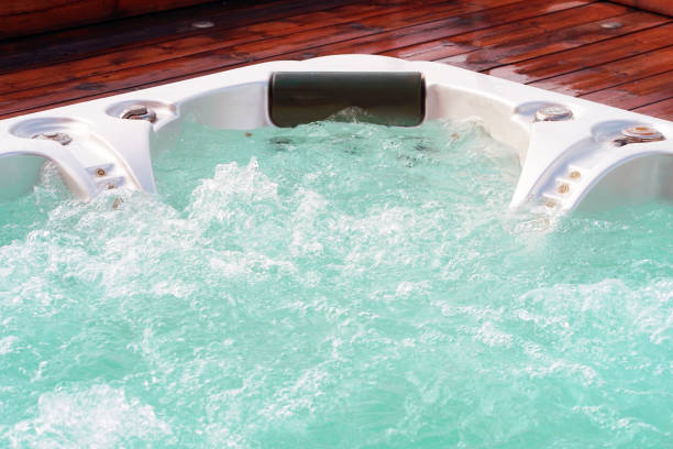 18,068 Hot Tub Stock Photos, Pictures & Royalty-Free Images - iStock