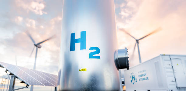 wasserstoff-energiespeicher-gastank mit sonnenkollektoren, windkraftanlage und energiespeicher-container-einheit im hintergrund. 3d-rendering. - hydrogen transport stock-fotos und bilder