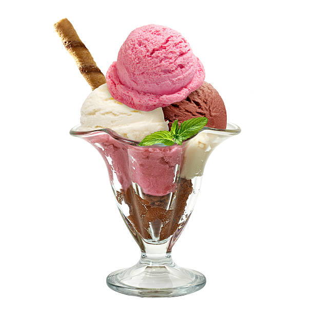 creme de gelo no copo sundae - strawberry ice cream imagens e fotografias de stock