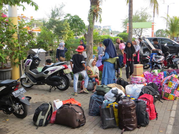 Indonesian people homecoming  mudik lebaran stock pictures, royalty-free photos & images