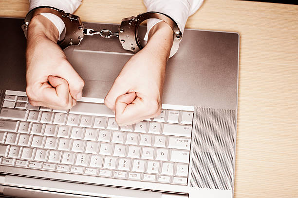 internet-kriminalität (horizontal - cyber crime capture stock-fotos und bilder