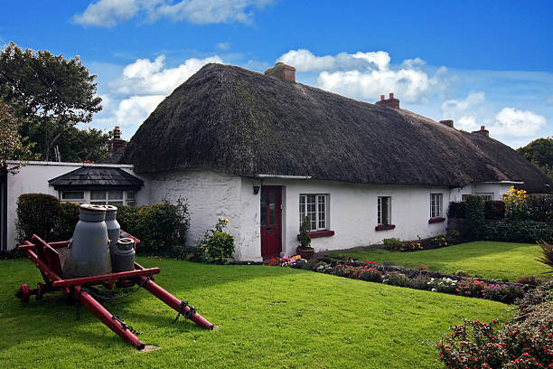 Irish traditional cottage house of Adare Irish traditional cottage house of Adare munster france stock pictures, royalty-free photos & images