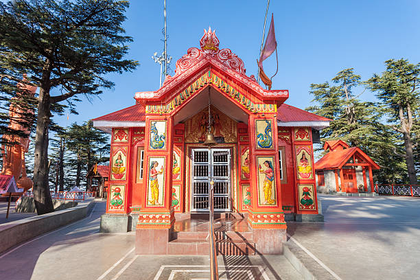 Jakhoo Temple, Shimla Jakhoo Temple is an ancient temple in Shimla, dedicated to Hindu deity, Hanuman. shimla stock pictures, royalty-free photos & images