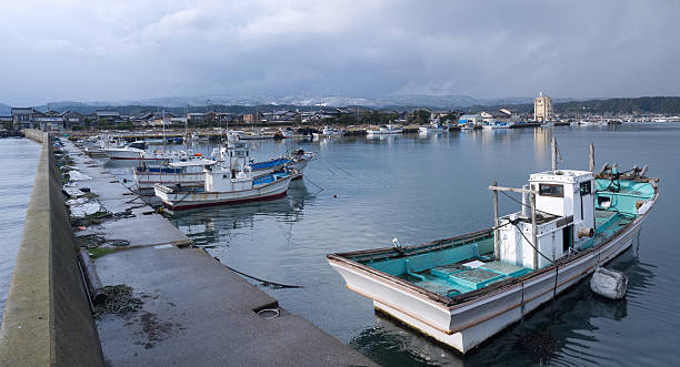 日本の漁師 - 港湾 ストックフォトと画像