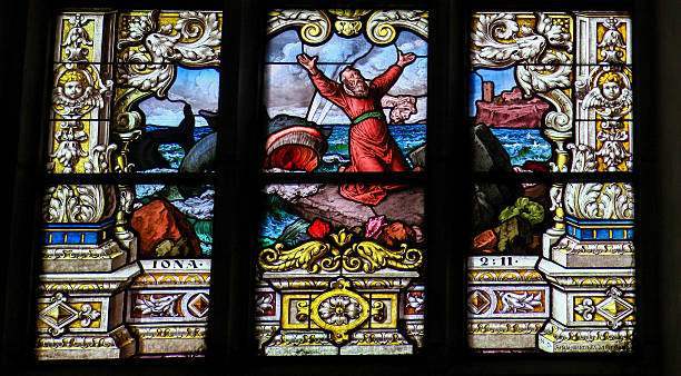 jonah and the whale - stained glass window - val sverige bildbanksfoton och bilder