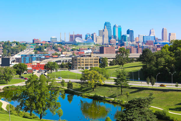 Kansas City Skyline Lake View Blue lake view in Kansas City overland park stock pictures, royalty-free photos & images